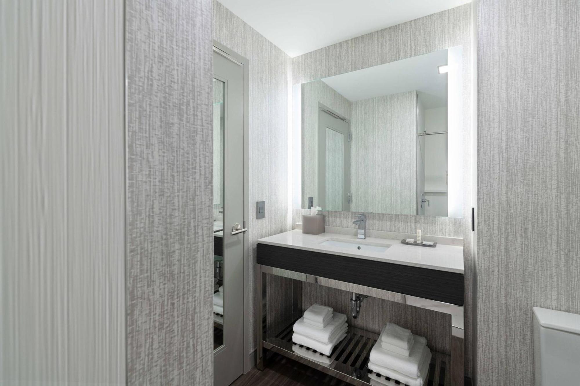 Fairfield By Marriott Inn & Suites Boston מדפורד מראה חיצוני תמונה